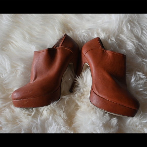 High hills - Picture 3 of 4